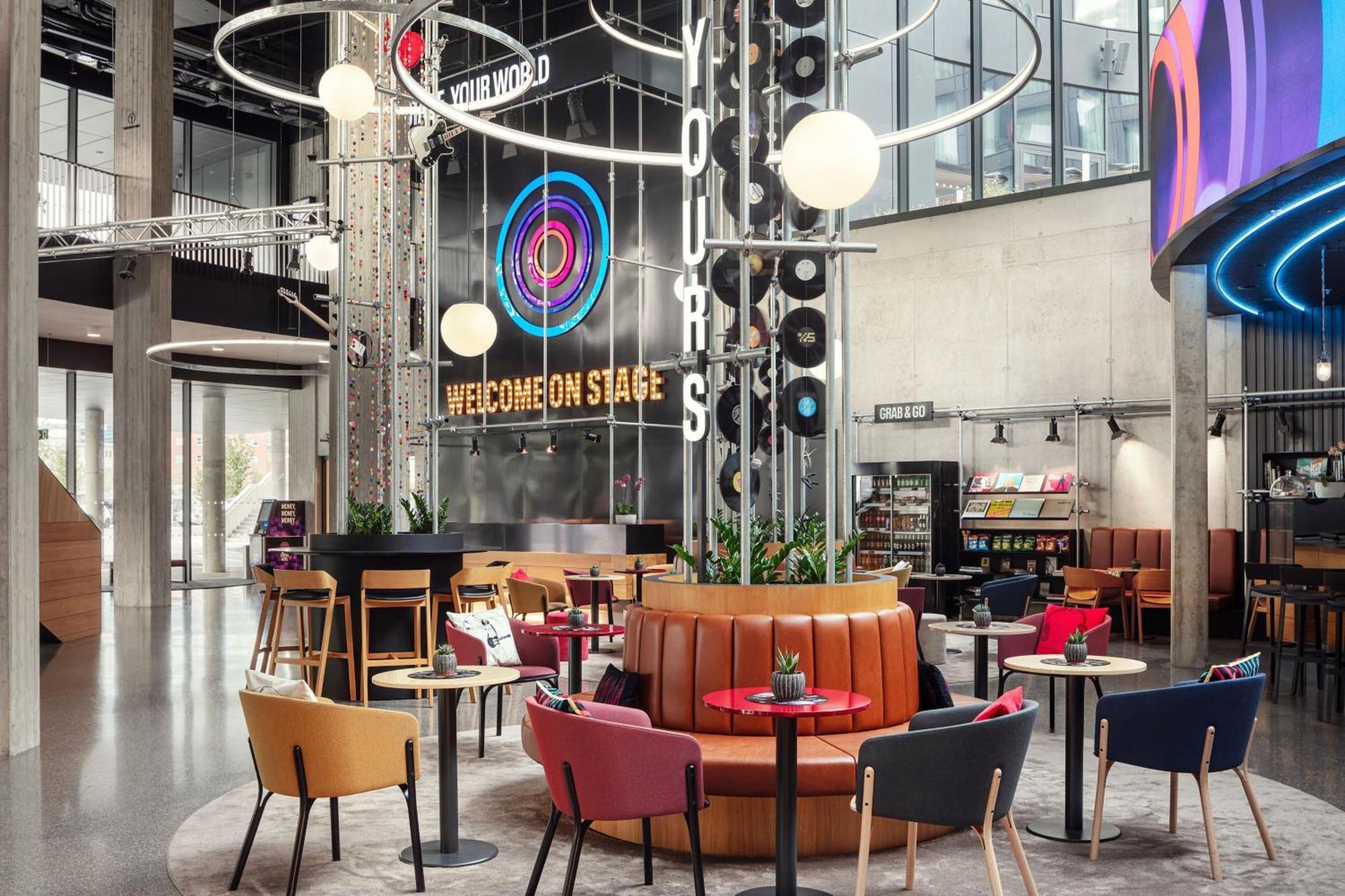 Stages Hotel Prague, A Tribute Portfolio Hotel Ngoại thất bức ảnh