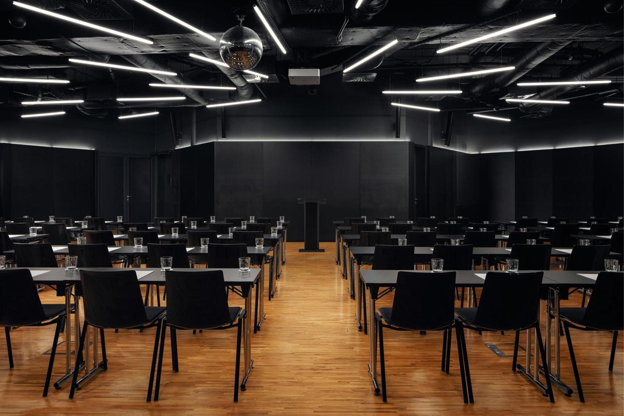 Stages Hotel Prague, A Tribute Portfolio Hotel Ngoại thất bức ảnh
