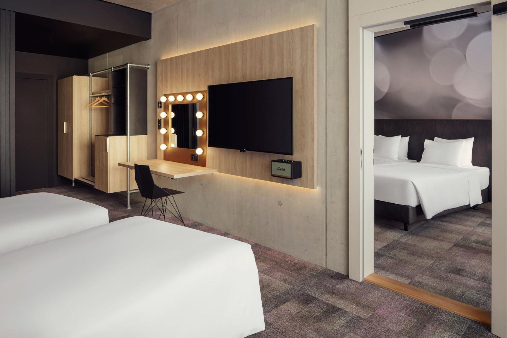 Stages Hotel Prague, A Tribute Portfolio Hotel Ngoại thất bức ảnh